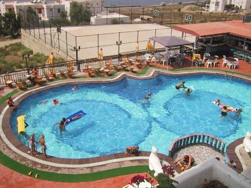Violin Apartments Turgutreis Esterno foto