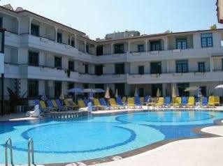 Violin Apartments Turgutreis Esterno foto